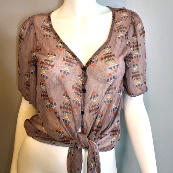 WITH TAGS PACSUN Aztec Print Tie Front Top - Picture 1 of 8